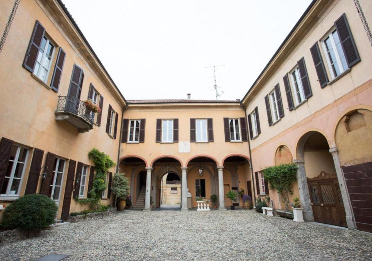 Villa Ghiringhelli Azzate Exterior foto